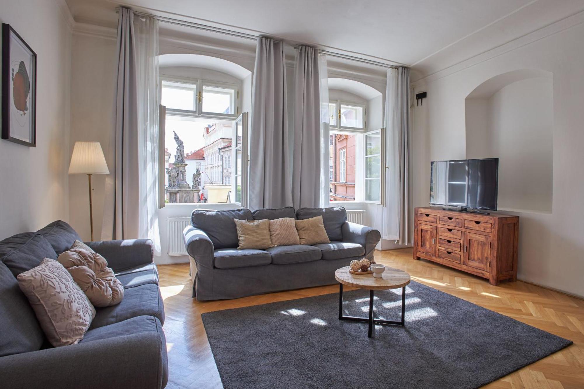 Charles Bridge Apart-hotel Praga